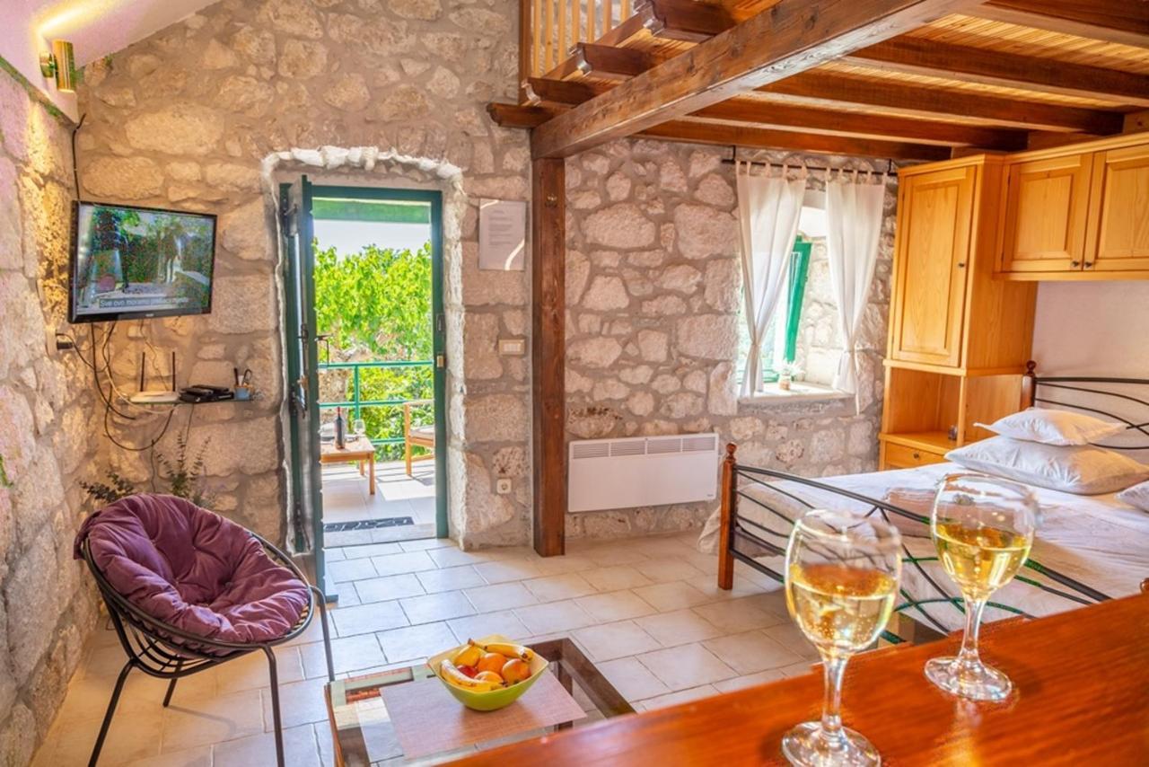 Stone House Nikolina With Heated Pool Villa Bast Luaran gambar