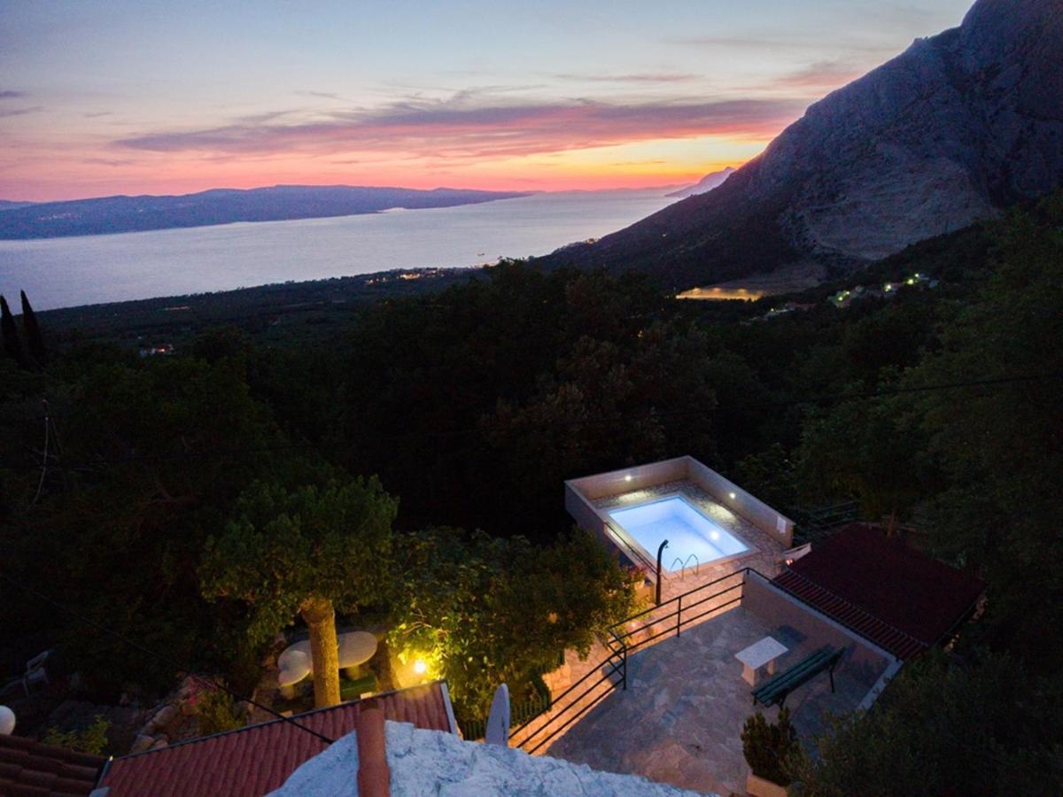 Stone House Nikolina With Heated Pool Villa Bast Luaran gambar